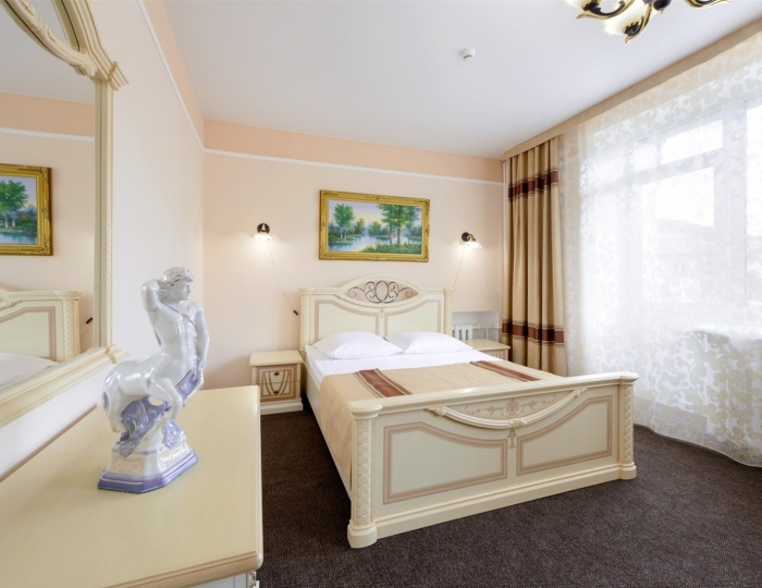 Люкс 2-местный 2 комнатный - Санаторий «Центросоюз» Белокуриха