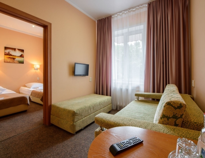 Семейный 2 местный 2 комнатный - Санаторий «Центросоюз» Белокуриха